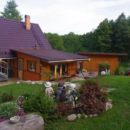 Neitsijaerve Majutus Vendégház