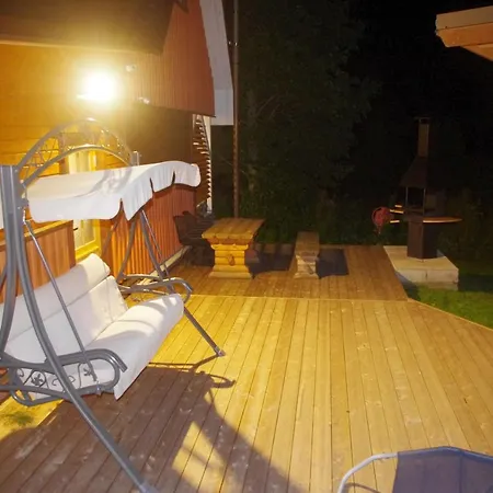 Neitsijaerve Majutus