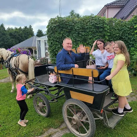 Neitsijaerve Majutus *