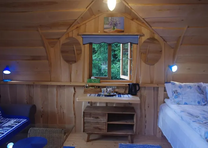 Neitsijaerve Majutus Gæstehus *