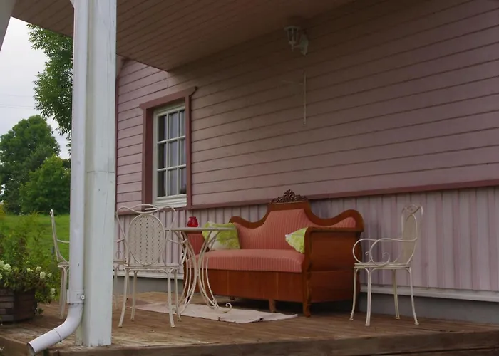 Neitsijaerve Majutus *