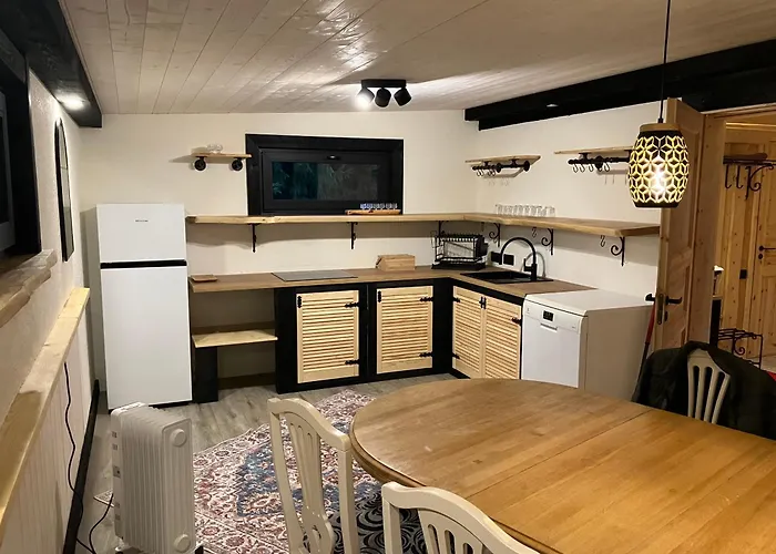 Neitsijaerve Majutus Gæstehus *